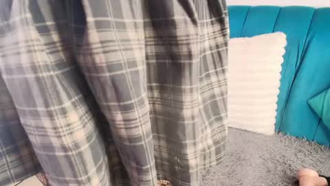 Saturningsweets online show from April 14, 2026, 2:34 pm