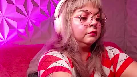 Gina George online show from November 28, 2025, 11:51 pm