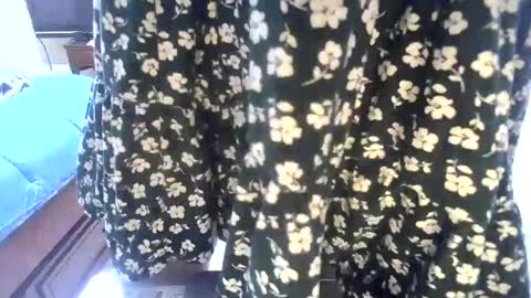 Sophia online show from November 16, 2025, 4:29 am