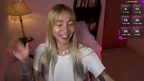 I AM JENN  online show from February 1, 2026, 11:14 pm