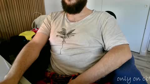 Snapshot of saucybonjo chatting on December 31, 2024, 8:23 pm Ben online show from December 31, 2024, 8:23 pm