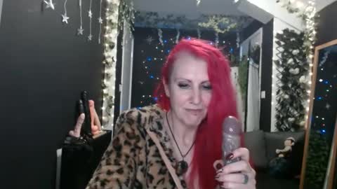 SaucySky online show from January 7, 2025, 1:06 am