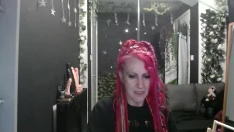 SaucySky online show from September 28, 2025, 7:14 am