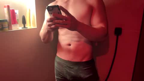 Snapshot of sausage_and_eggs chatting on February 9, 2025, 1:03 pm sausage_and_eggs online show from February 9, 2025, 1:03 pm