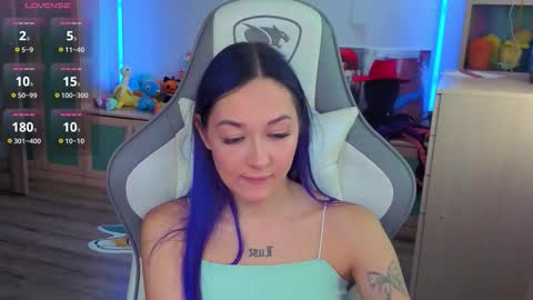 Snapshot of savage_lust_ chatting on October 23, 2025, 3:28 am Ariel online show from October 23, 2025, 3:28 am