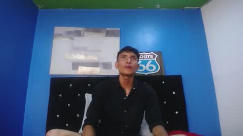 Snapshot of savagelover_ chatting on October 16, 2025, 10:33 pm SavageLover online show from October 16, 2025, 10:33 pm