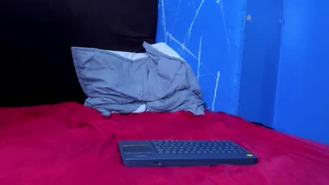 Snapshot of savagelover_ chatting on November 4, 2025, 9:25 pm SavageLover online show from November 4, 2025, 9:25 pm