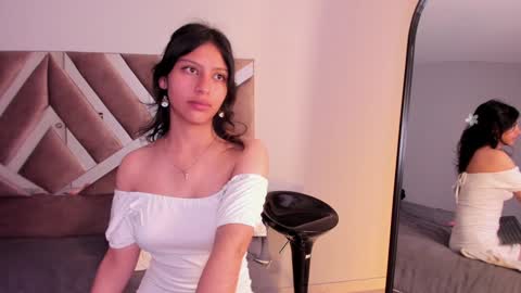Snapshot of savannah_cameron chatting on January 24, 2025, 6:46 pm Savannah online show from January 24, 2025, 6:46 pm