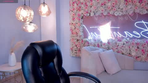 S a v a n n a h  online show from April 3, 2026, 12:14 pm