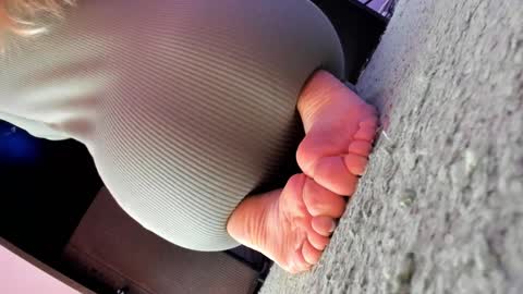 save the qween online show from December 17, 2024, 1:38 pm