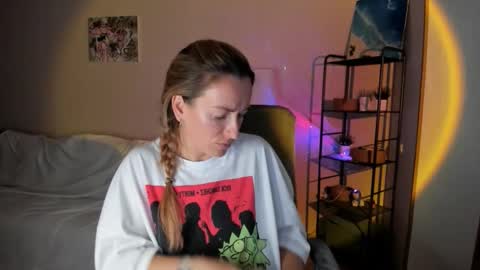 save the qween online show from October 10, 2025, 11:20 am