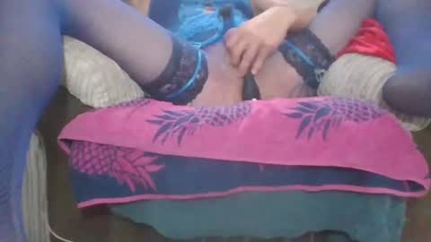 Snapshot of savrow06 chatting on August 3, 2026, 8:46 am savrow06 online show from August 3, 2026, 8:46 am