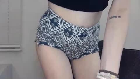 SavvySavage online show from January 25, 2025, 6:12 am