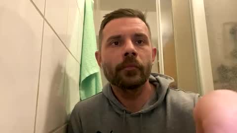 chamomile online show from February 3, 2026, 4:56 pm