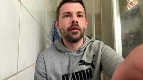 chamomile online show from April 6, 2026, 7:42 am