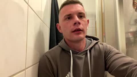 chamomile online show from April 12, 2026, 1:54 am