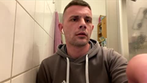 chamomile online show from April 15, 2026, 10:10 pm