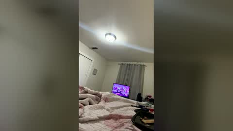 saxxykvexxed online show from December 22, 2025, 10:29 pm