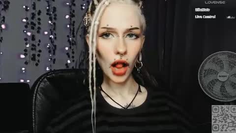 pronoun she. name Mary. age 21. online show from July 20, 2026, 4:09 pm