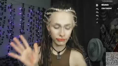 pronoun she. name Mary. age 21. online show from July 26, 2026, 8:27 pm