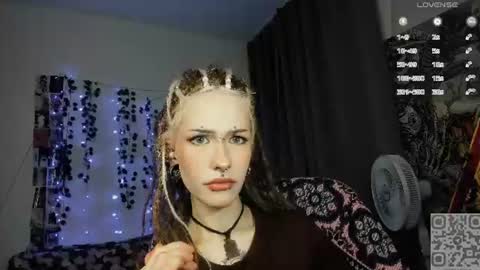 pronoun she. name Mary. age 21. online show from July 27, 2026, 5:20 pm
