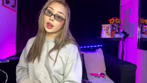 sayko999 online show from November 11, 2025, 2:44 am