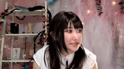 Sayo  Tanaka online show from May 11, 2026, 12:55 pm