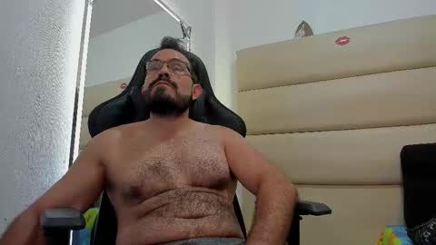 sebastian   muscleman  daddy   the better  latin  lover   online show from November 14, 2025, 11:31 am