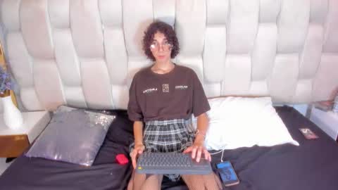 Snapshot of scaarlett_22 chatting on February 10, 2026, 4:16 am scaarlett_22 online show from February 10, 2026, 4:16 am