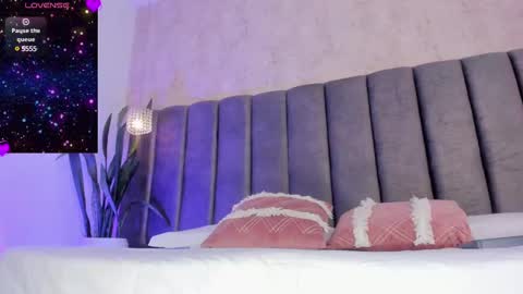 Scarlett online show from February 23, 2025, 10:42 pm