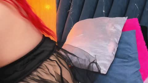 scarleett jones online show from December 3, 2024, 3:52 am