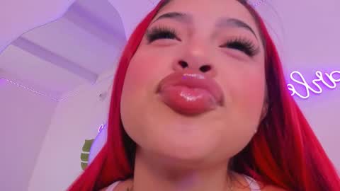 scarleett jones online show from September 10, 2025, 10:32 pm