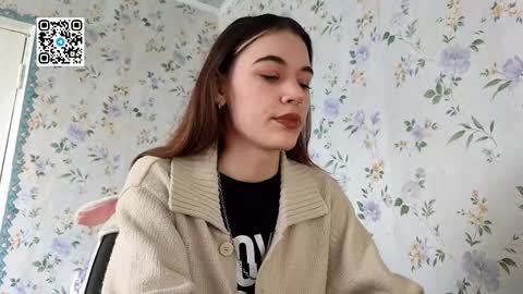 Kira online show from October 8, 2025, 8:34 am