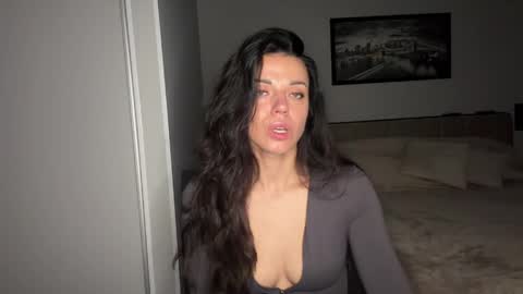Snapshot of scarlet_daisy_ chatting on June 3, 2026, 7:00 am Sophie online show from June 3, 2026, 7:00 am