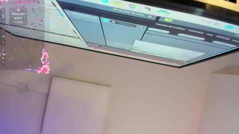 Snapshot of scarlet_fx chatting on February 24, 2026, 12:47 pm Scarlet online show from February 24, 2026, 12:47 pm