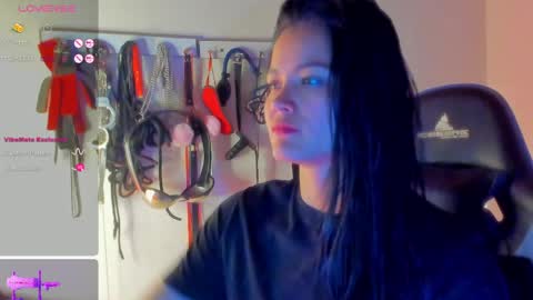 Snapshot of scarlet_kennedy98 chatting on May 3, 2026, 10:27 pm scarlet taylor kennedy online show from May 3, 2026, 10:27 pm
