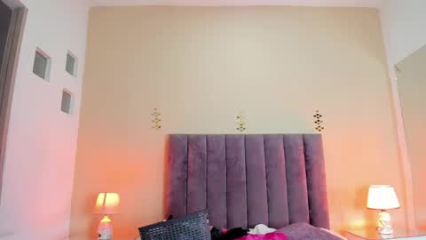 Snapshot of scarlet_pielcanela chatting on June 6, 2026, 8:24 pm Scarlet online show from June 6, 2026, 8:24 pm