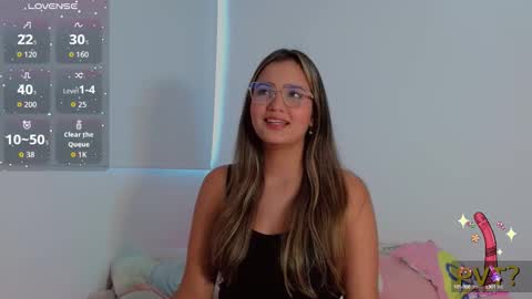 Snapshot of scarlet_rose__ chatting on October 17, 2025, 8:44 pm Scarlet online show from October 17, 2025, 8:44 pm