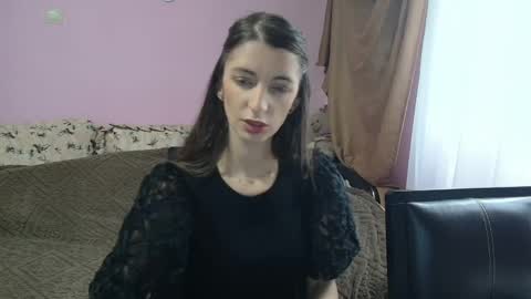 Scarlet online show from May 15, 2026, 7:37 am