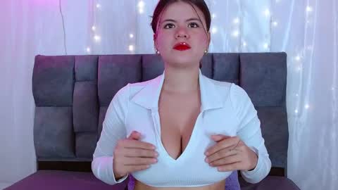 Snapshot of scarlet_sexy12 chatting on April 22, 2026, 3:57 pm scarlet_sexy12 online show from April 22, 2026, 3:57 pm