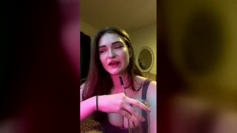 scarletbean online show from May 14, 2026, 1:07 pm