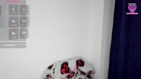 scarlet online show from November 11, 2025, 6:35 am