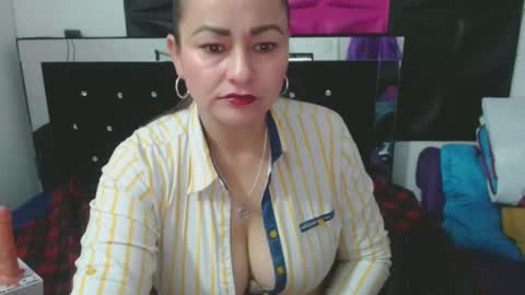 scarletglow1 online show from December 5, 2024, 8:00 pm