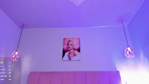 Scarlet  online show from October 11, 2025, 5:39 am