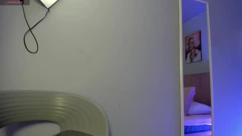 Scarlet  online show from February 28, 2026, 6:03 am