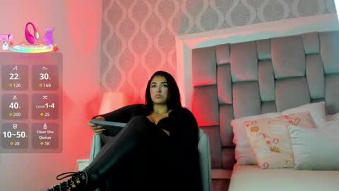              online show from April 24, 2026, 7:38 pm