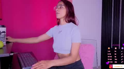 Snapshot of scarleth_red_ chatting on September 20, 2025, 12:06 pm I am Scarleth Check mi profile online show from September 20, 2025, 12:06 pm