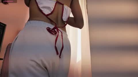 Snapshot of scarleth_red_ chatting on October 11, 2025, 12:15 pm I am Scarleth Check mi profile online show from October 11, 2025, 12:15 pm