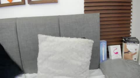 scarleth online show from February 7, 2025, 9:05 am