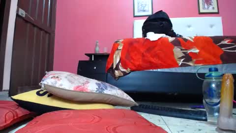 Snapshot of scarlethot4ux chatting on December 26, 2024, 7:05 pm candy monrroy online show from December 26, 2024, 7:05 pm